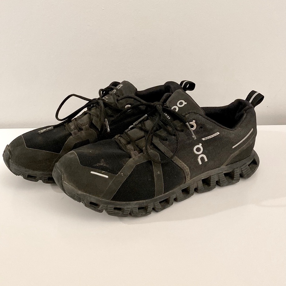 On Cloud 5 Waterproof Shoes